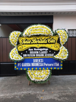 Papan Bunga Duka di Samparwadi